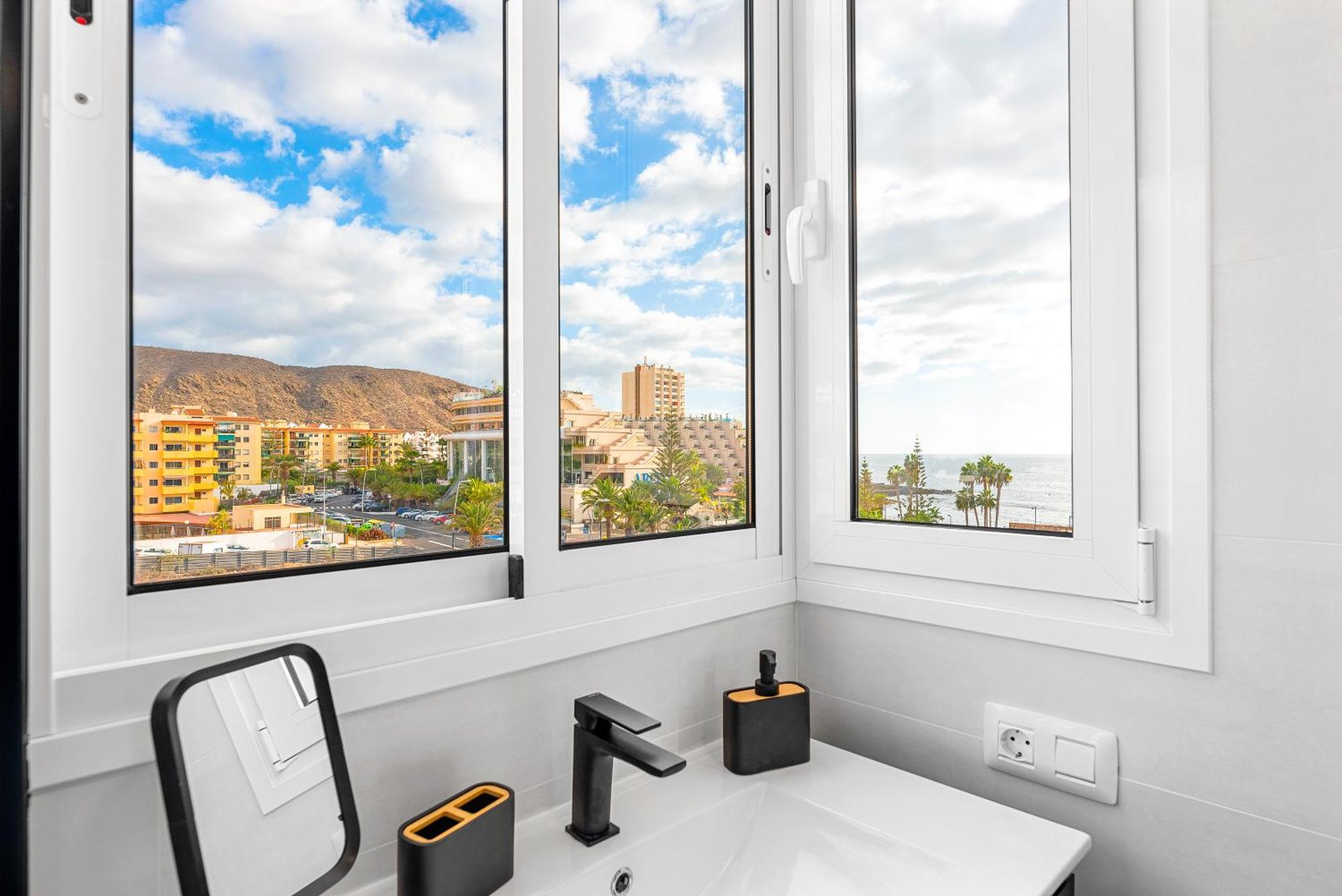 לוס כריסטיאנוס Sasha Suite Tenerife מראה חיצוני תמונה